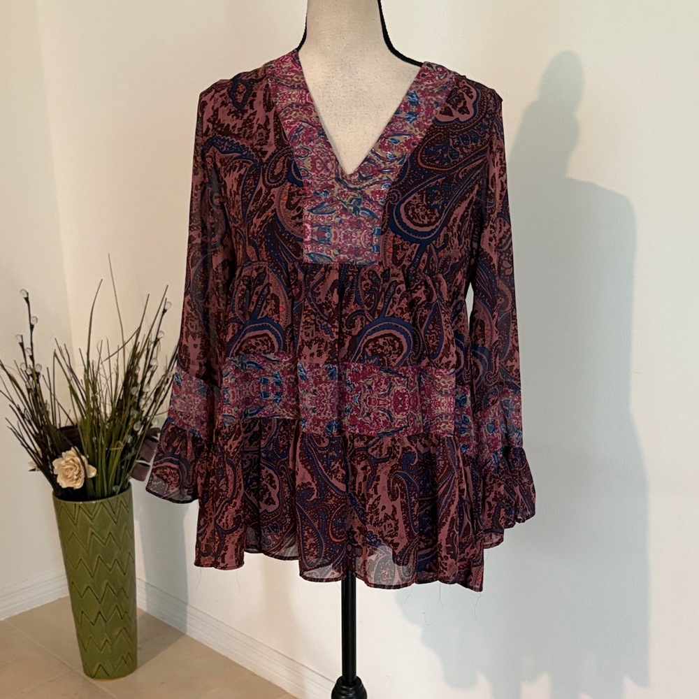 Women's Boho Paisley V-Neck Blouse in Plum